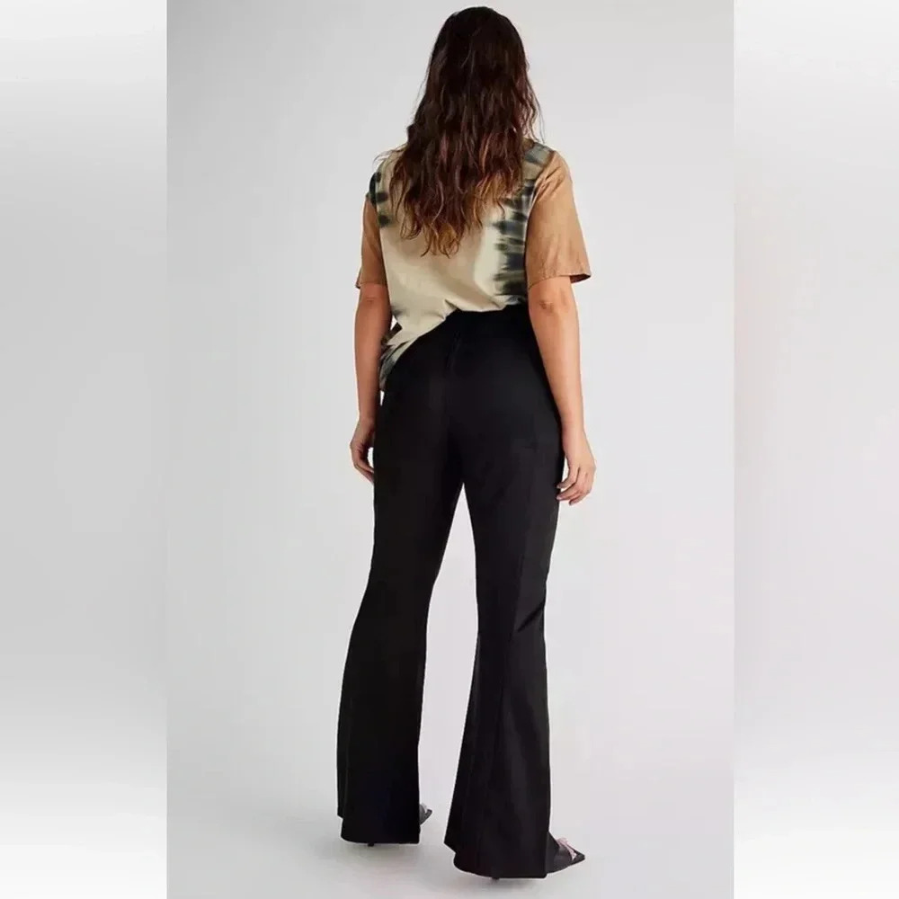 NWT FREE PEOPLE CURVY Real Deal Faux Suede Flare Black Pants Size 29 Open Leg - Picture 3 of 15